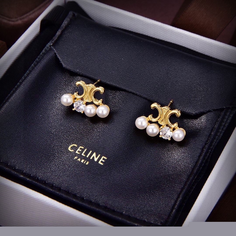 Ce**e earrings